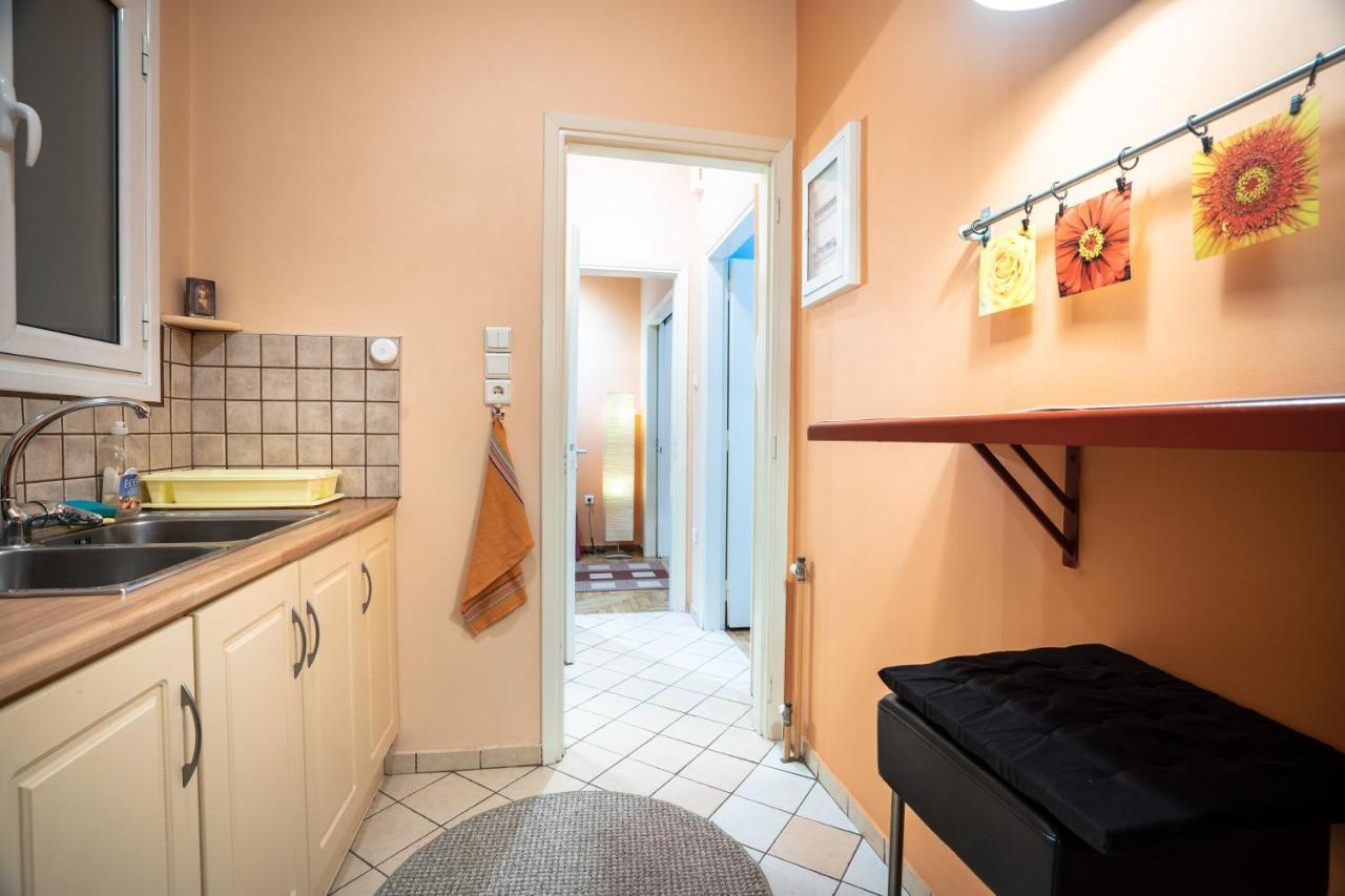 Victoria Train Station 1 Bedroom 5 Pers Atene Esterno foto