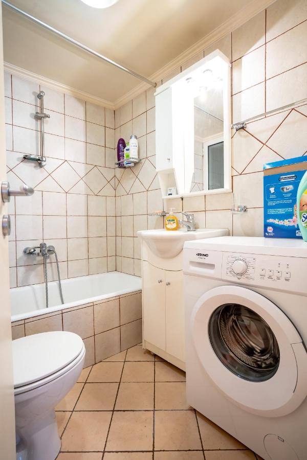 Victoria Train Station 1 Bedroom 5 Pers Atene Esterno foto